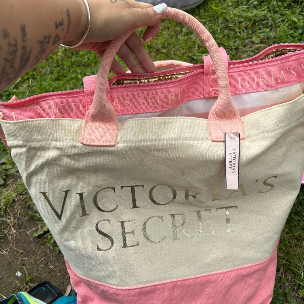 Victoria secrets pink cooler